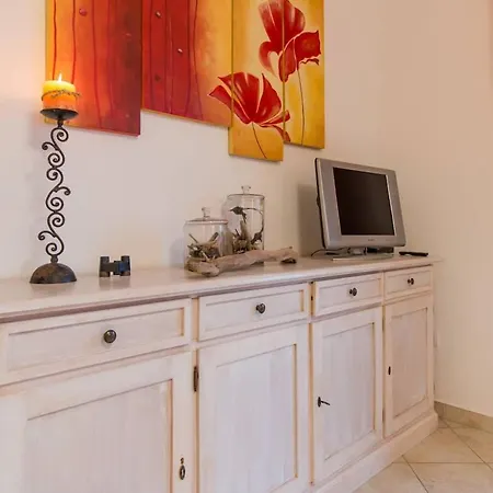 Via Dessi Apartment