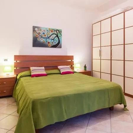 Via Dessi شقة أروسييْ